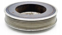 KOŁO PASOWE WAŁU 2.0 20V PASSAT AUDI A4 B6 B7 A6 C5 PASSAT B5.5 06B105243F