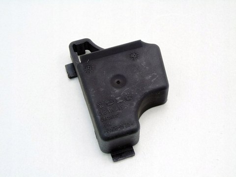 WKŁAD OBUDOWY FILTRA OLEJU 2.0 20V AUDI A4 B6 B7 A6 C5 PASSAT B5 06B115455