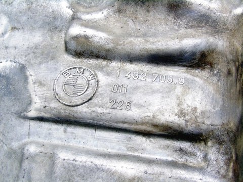MISKA OLEJU 2.5 2.8 24V BMW E36 E39 E46 523 323 MISKA OLEJU 2.5 2.8 24V BMW E36 E39 E46 523 323